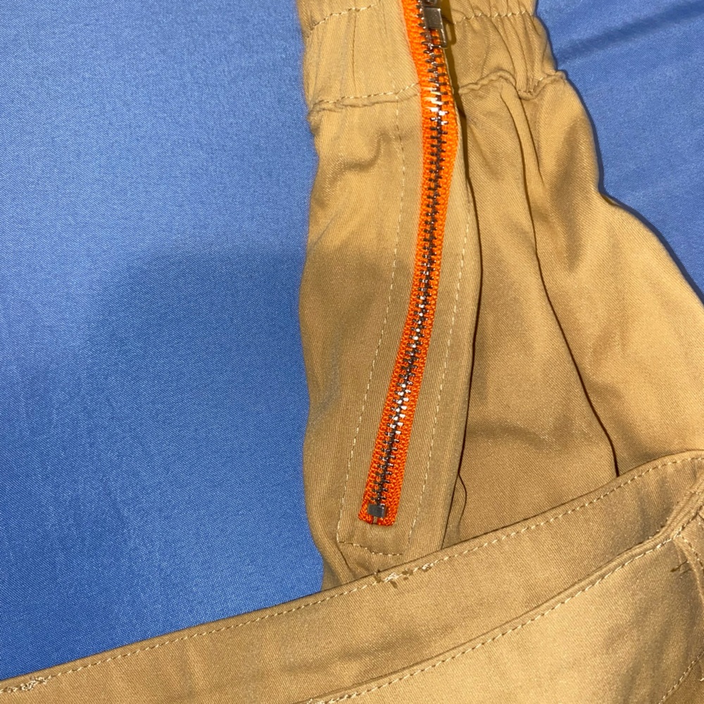 Pants - Picture 3 of 4
